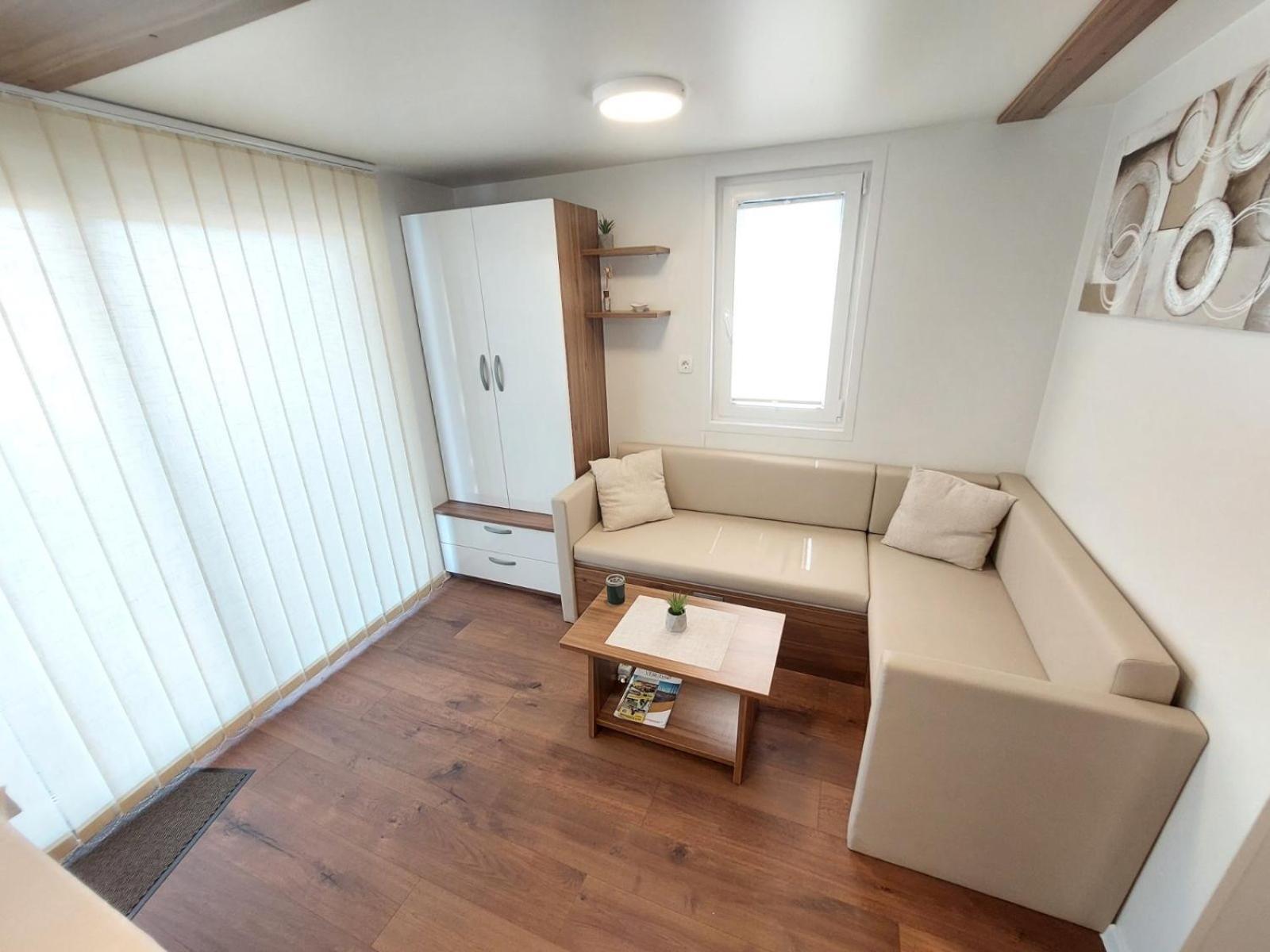 House Boat Oliva - Floating House Villa Pula Exterior photo